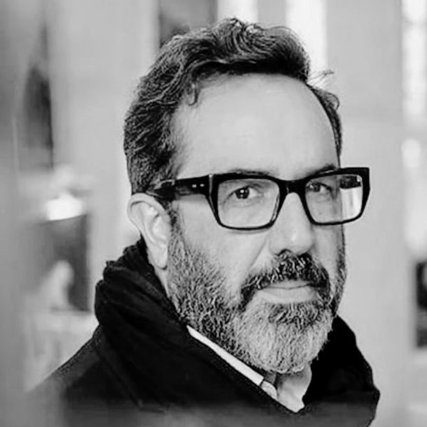 Director of Creative Transformation @ VML THE COCKTAIL